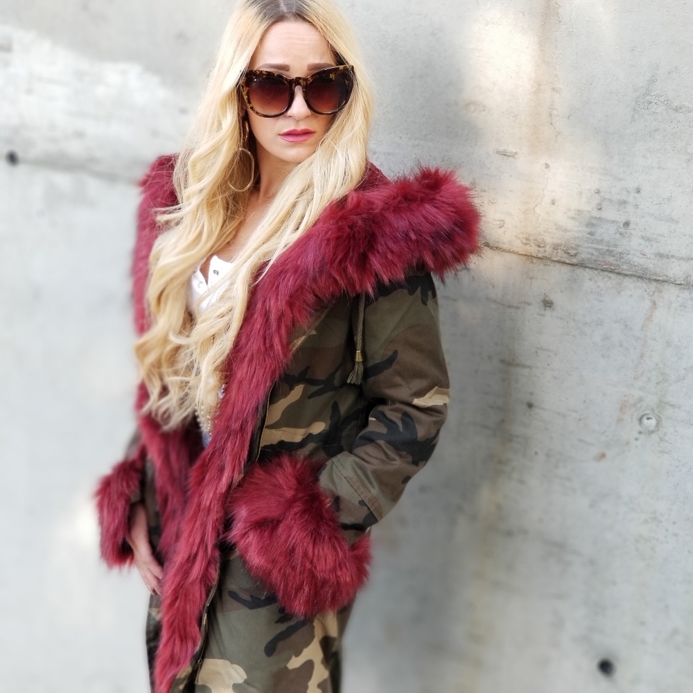 FUR TRIMMED HOODED CAMO JACKET - Picture 3 of 4